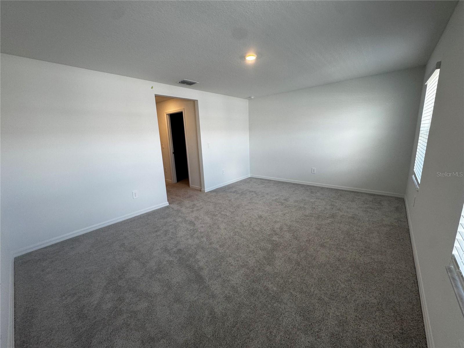 10149 TRUMPET HONEYSUCKLE WAY