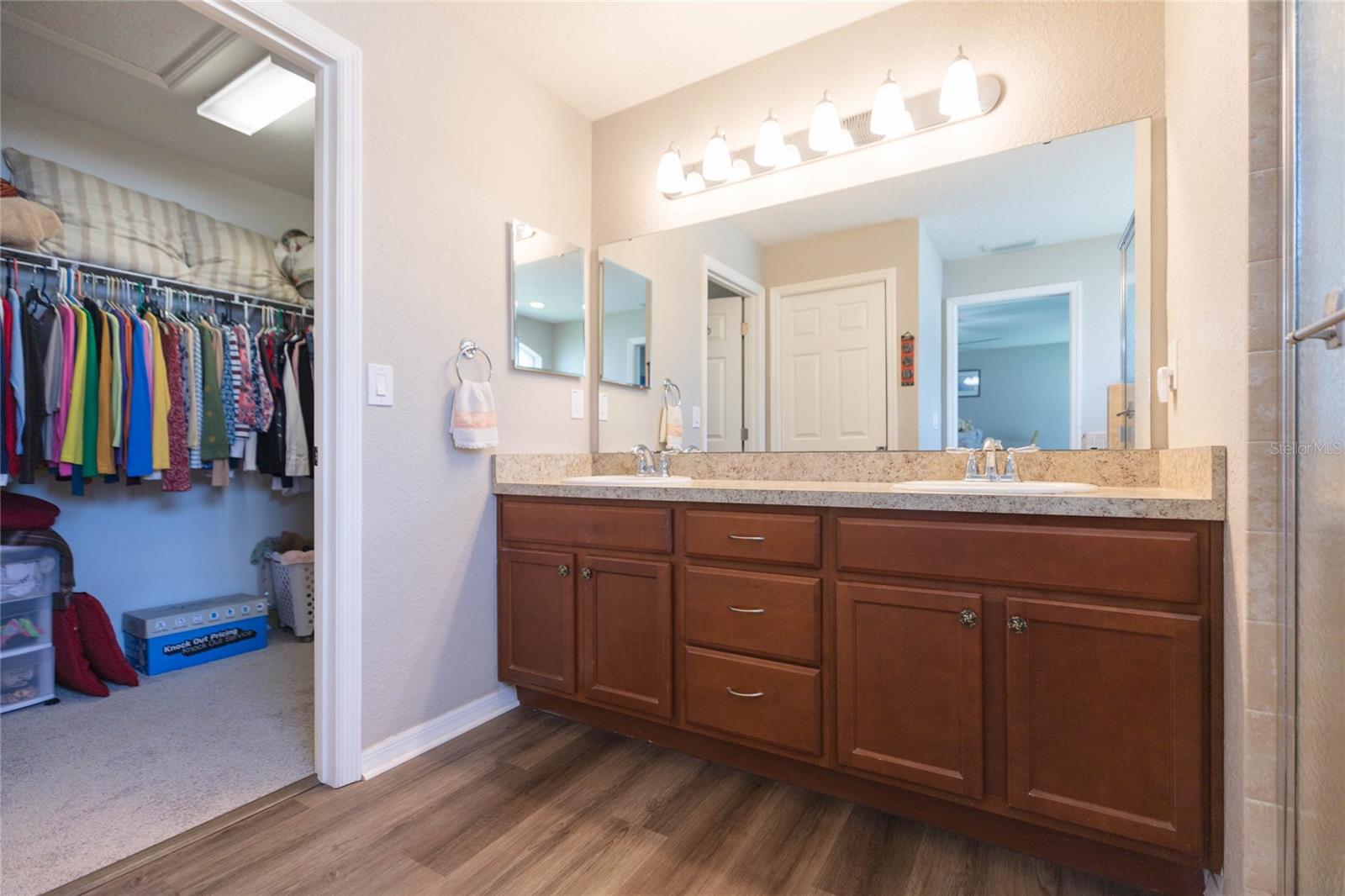 719 VINEYARD RESERVE CT