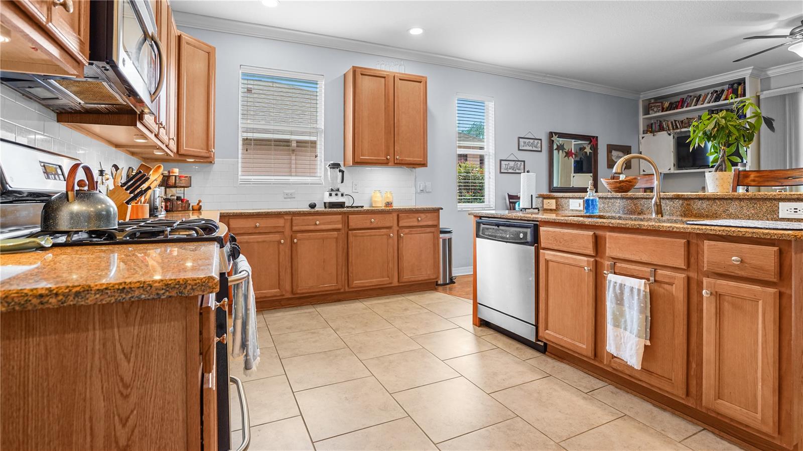 19420 SUNSET BAY DR