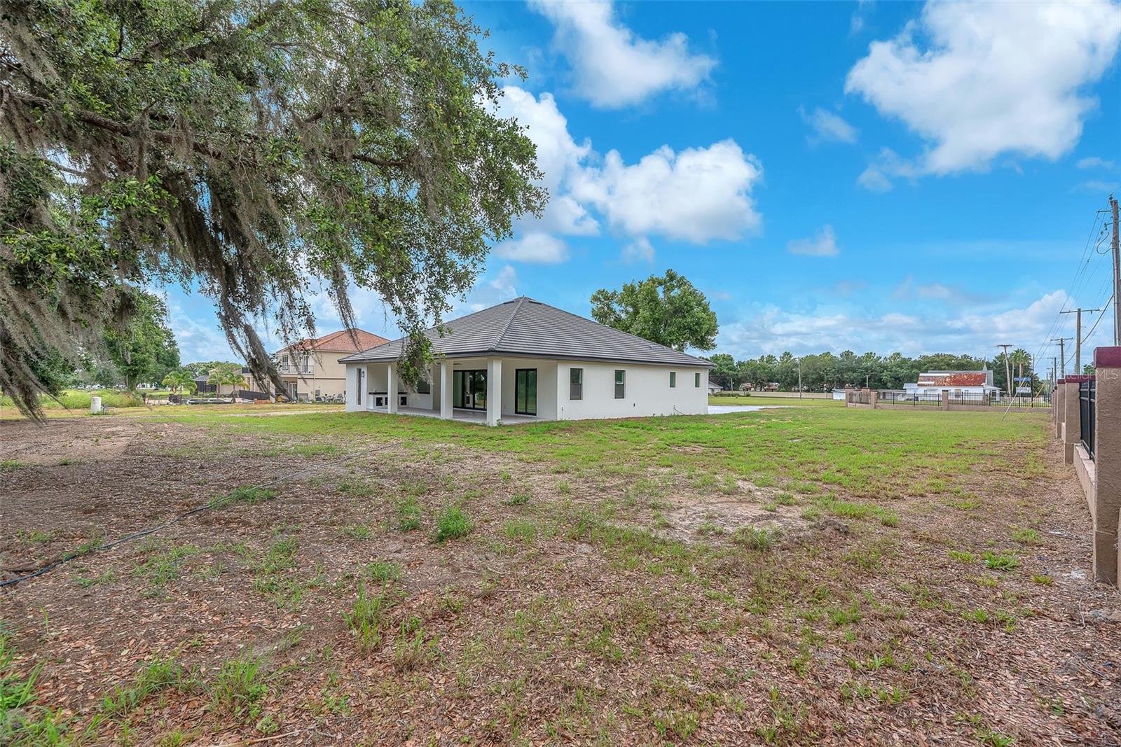 11921 FORT KING HWY