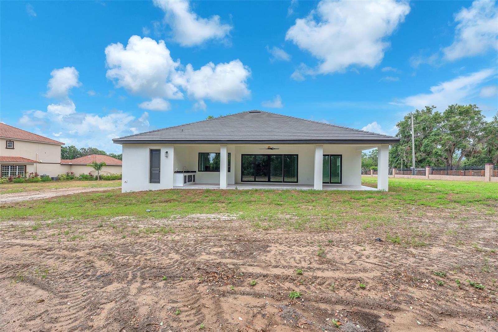 11921 FORT KING HWY