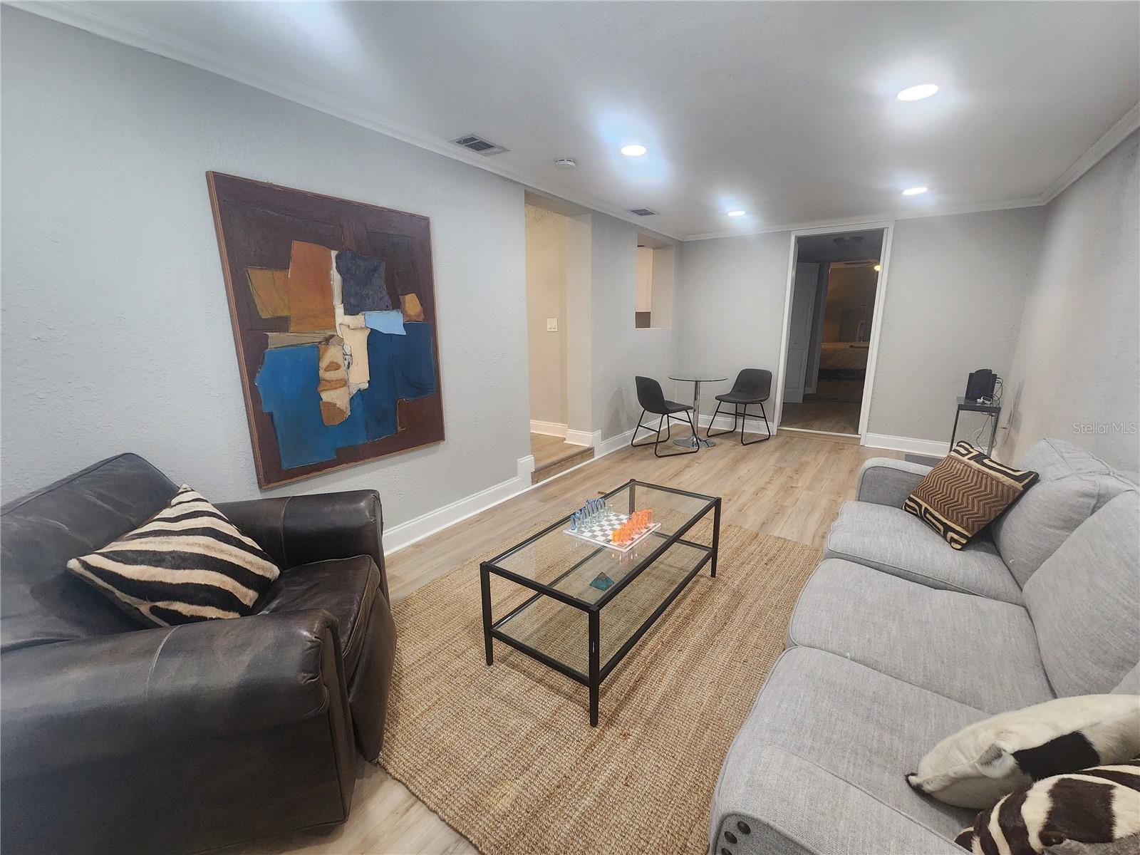 4307 W MAIN ST