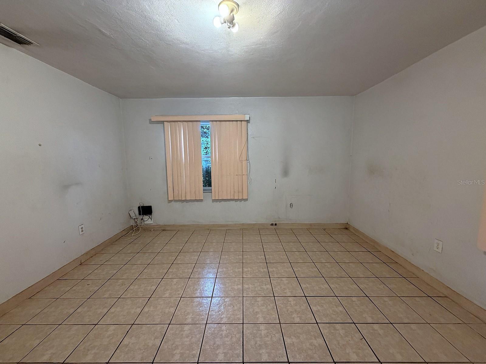 3801 E OSBORNE AVE