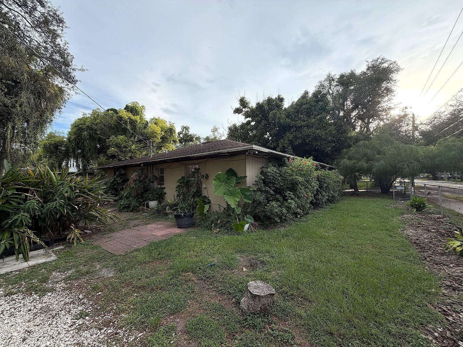 3801 E OSBORNE AVE