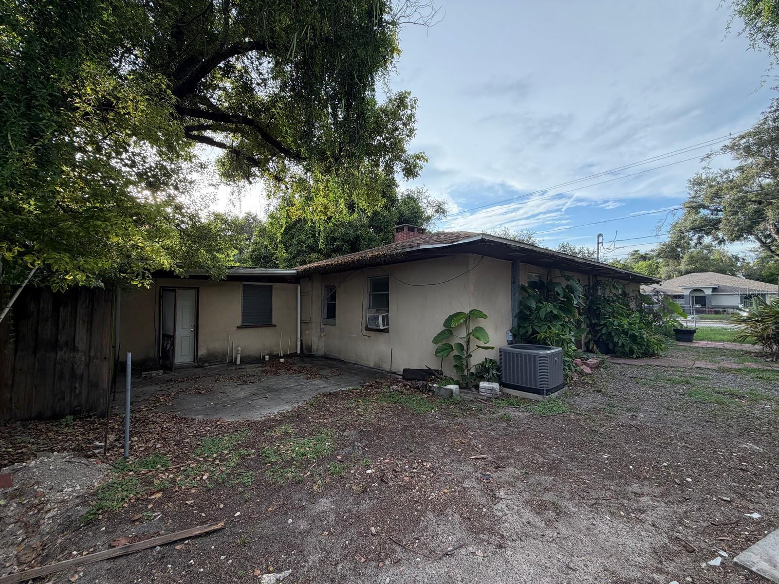 3801 E OSBORNE AVE