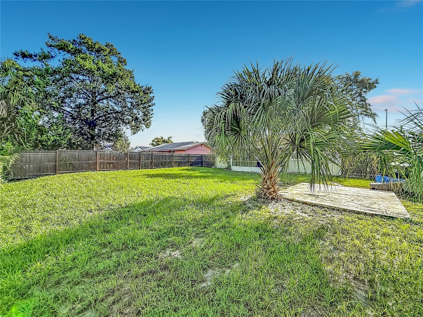 7606 WOODLAND OAKS CT