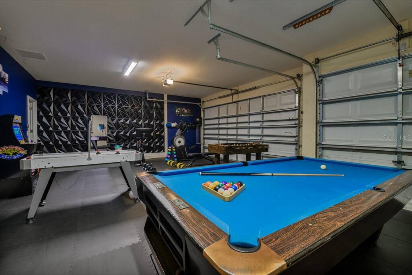 2930 W ROGERS AVE