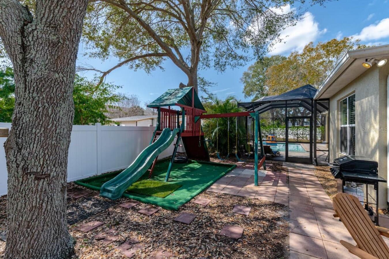 2930 W ROGERS AVE