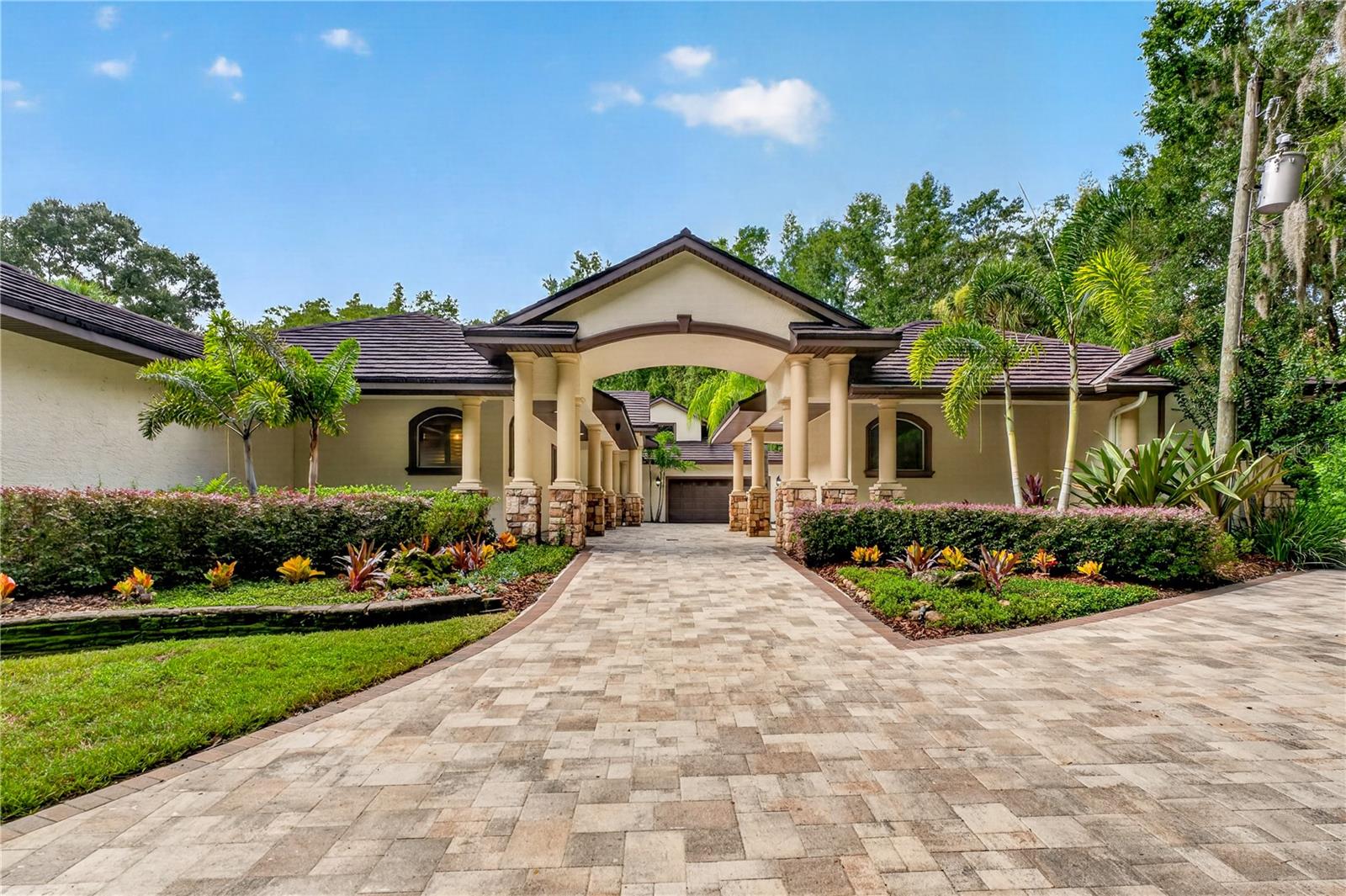 21732 SHAMU DR