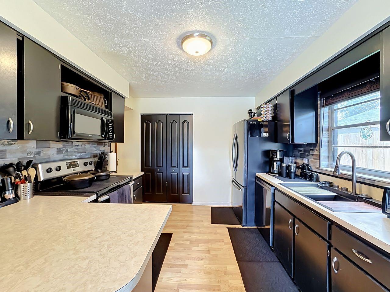 118 EUCLID LOOP