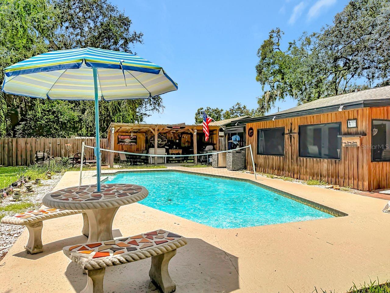 118 EUCLID LOOP