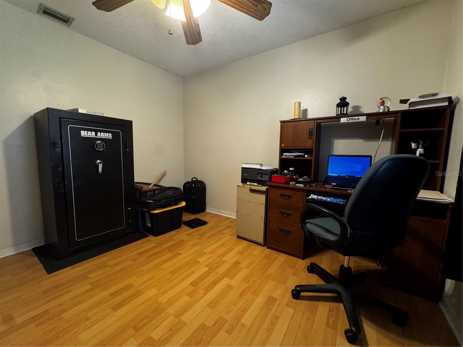 118 EUCLID LOOP