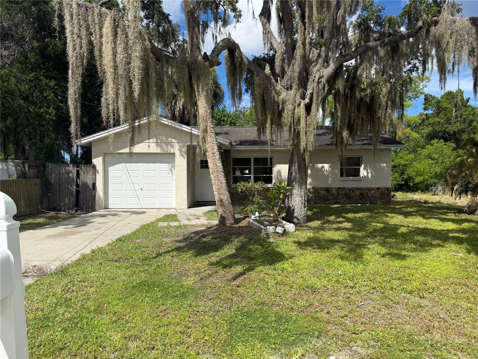 7317 JANCZLIK DR