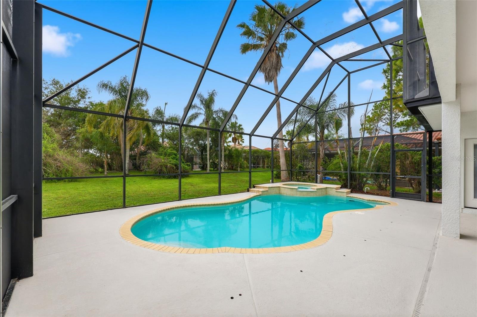 10534 BERMUDA ISLE DR