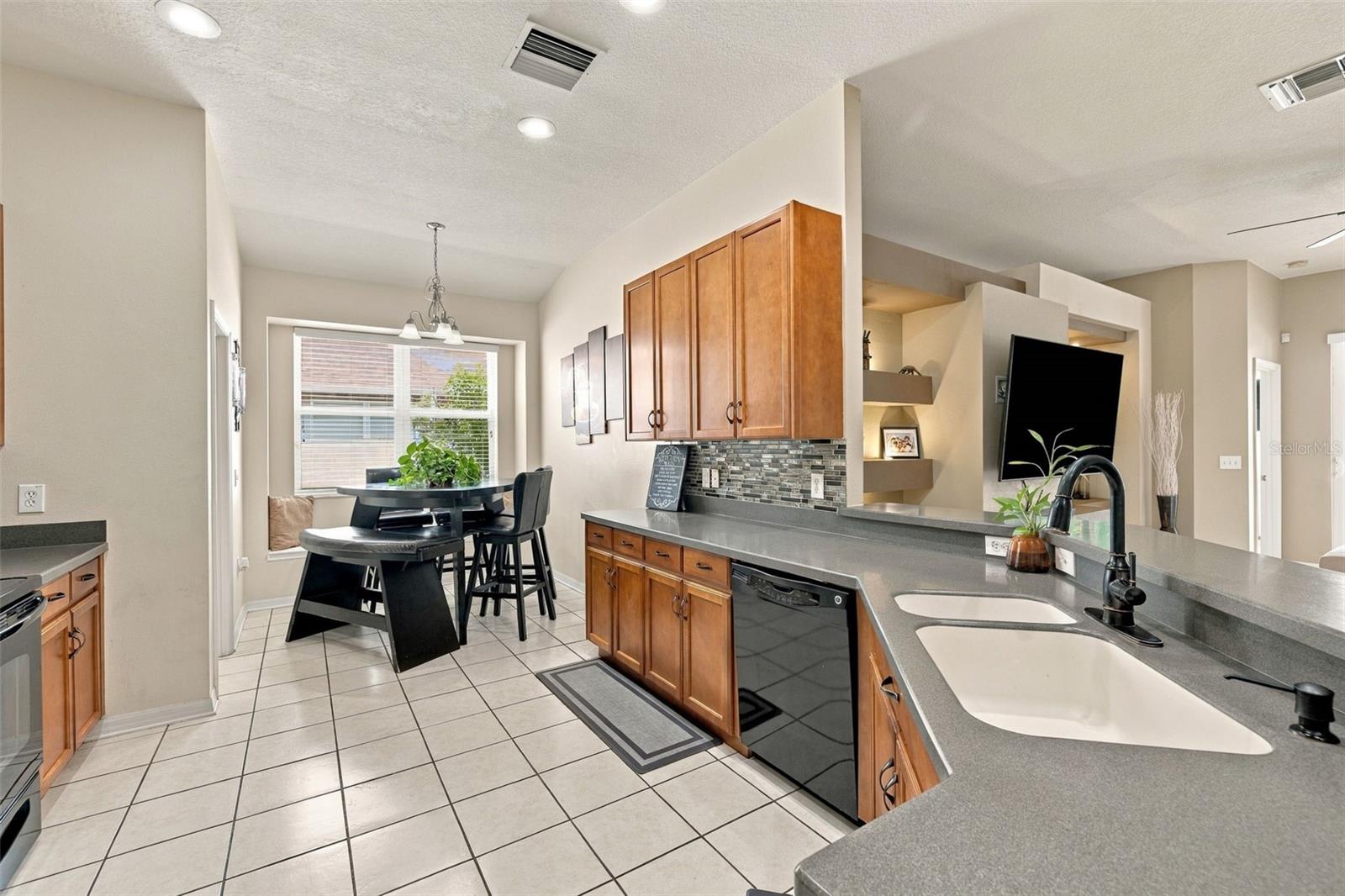 35136 DEERFIELD OAKS DR
