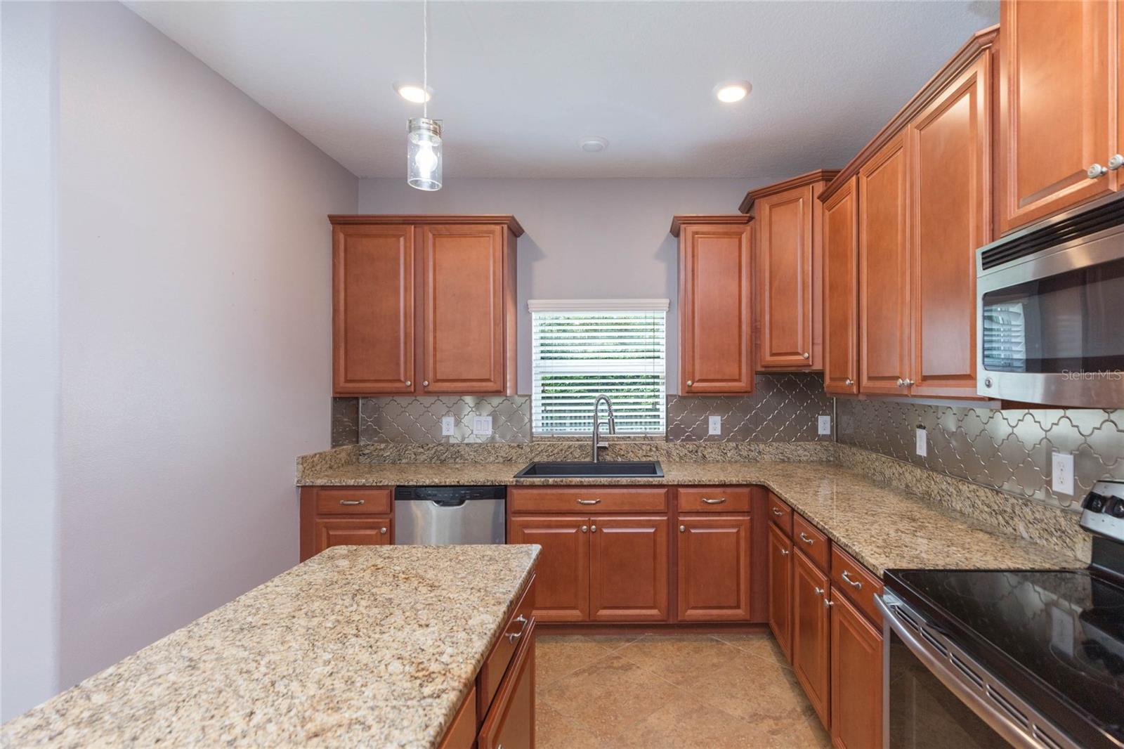 11508 MANSFIELD POINT DR