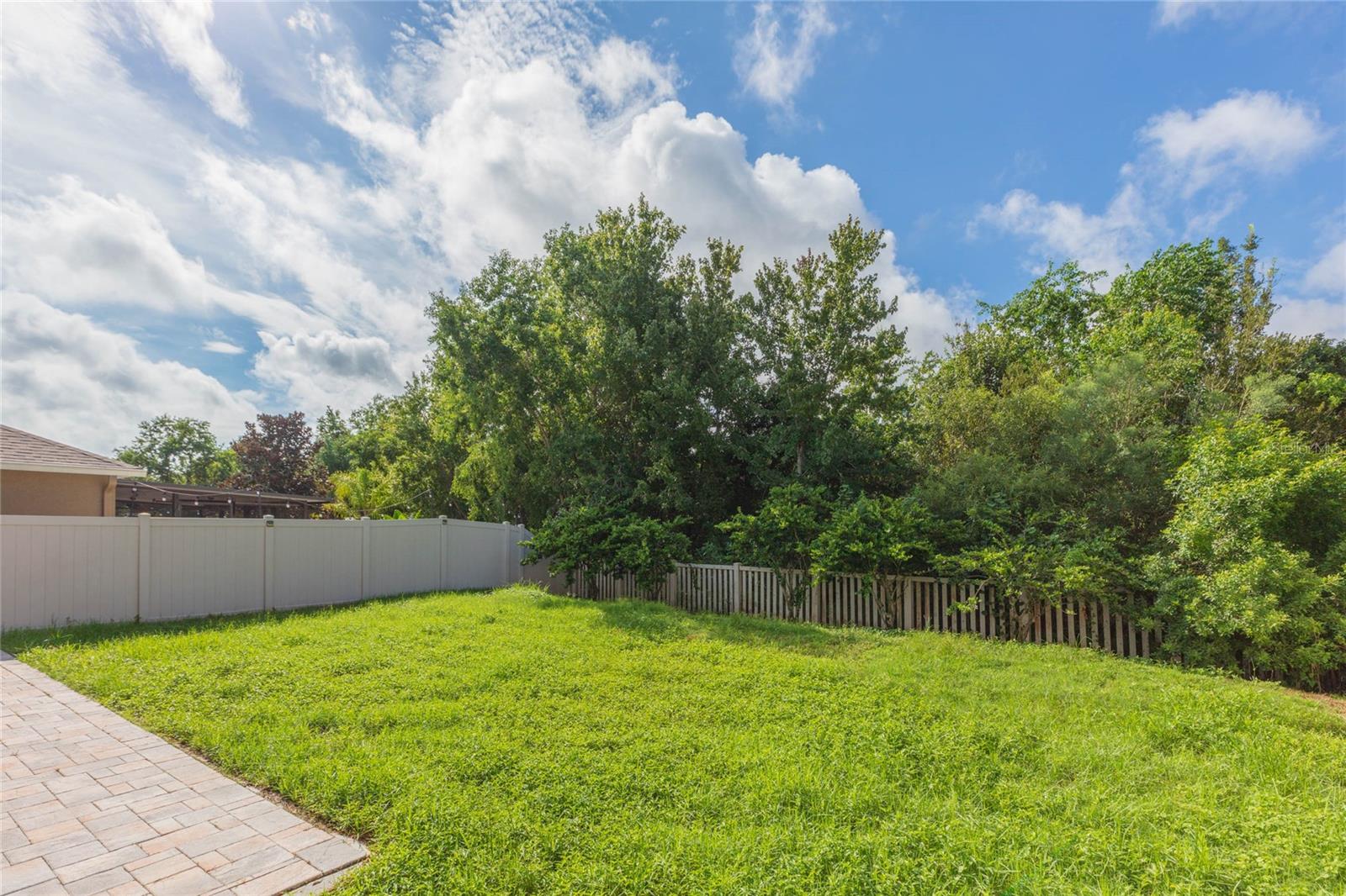 11508 MANSFIELD POINT DR