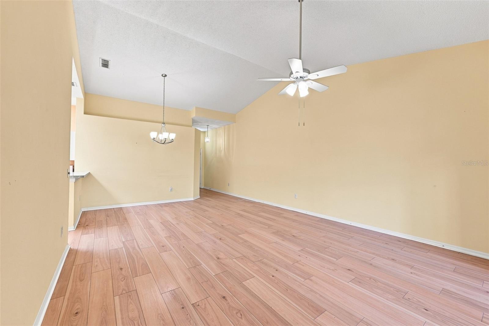 2472 NANTUCKET HARBOR LOOP