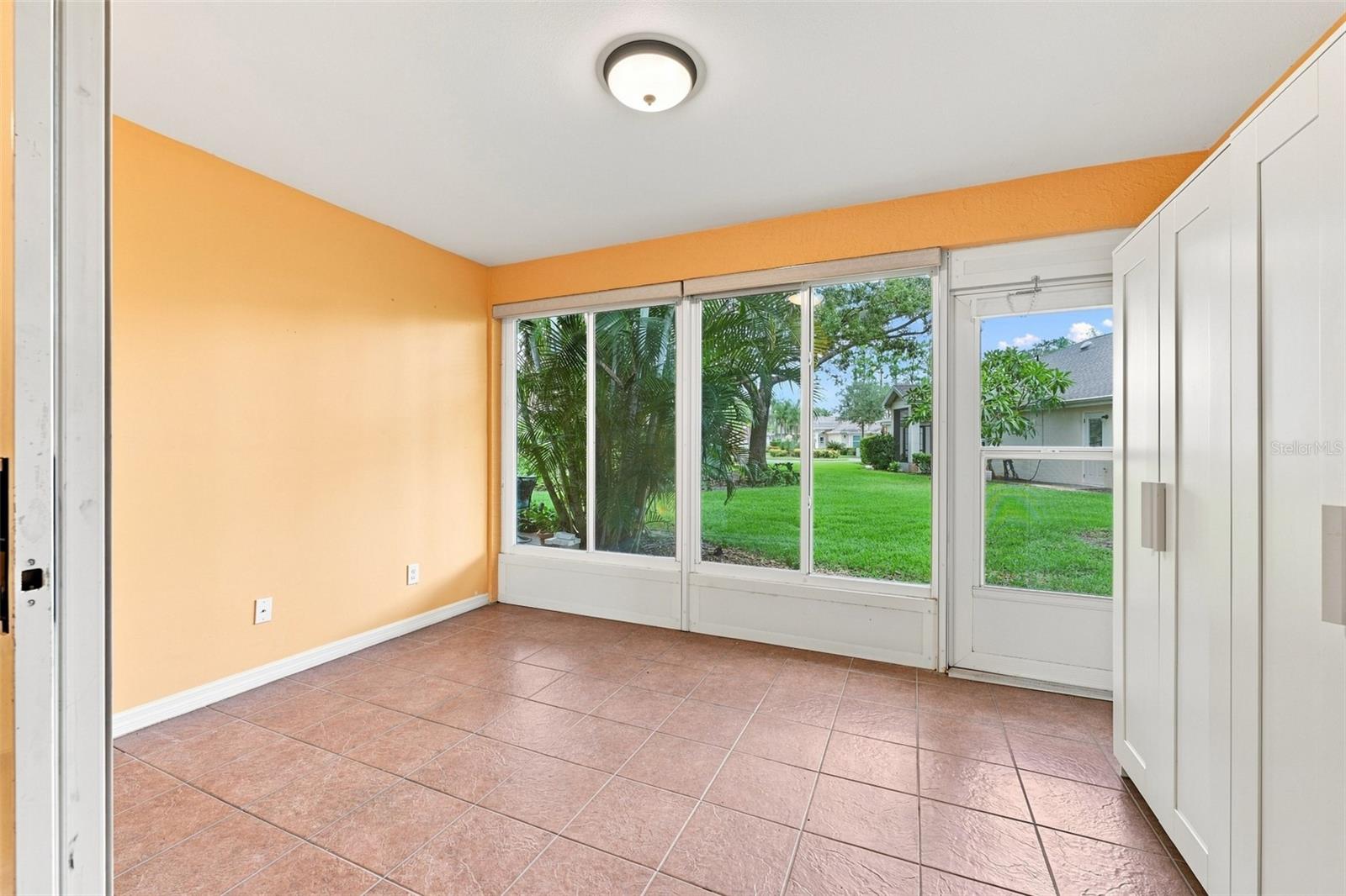 2472 NANTUCKET HARBOR LOOP