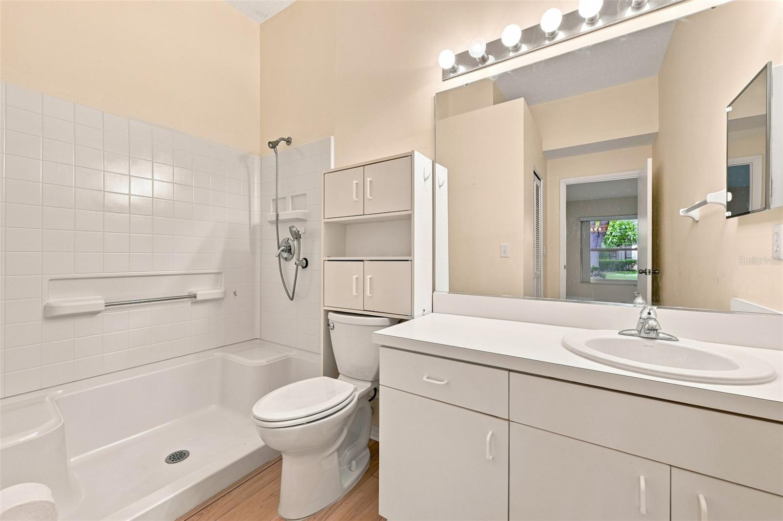 2472 NANTUCKET HARBOR LOOP