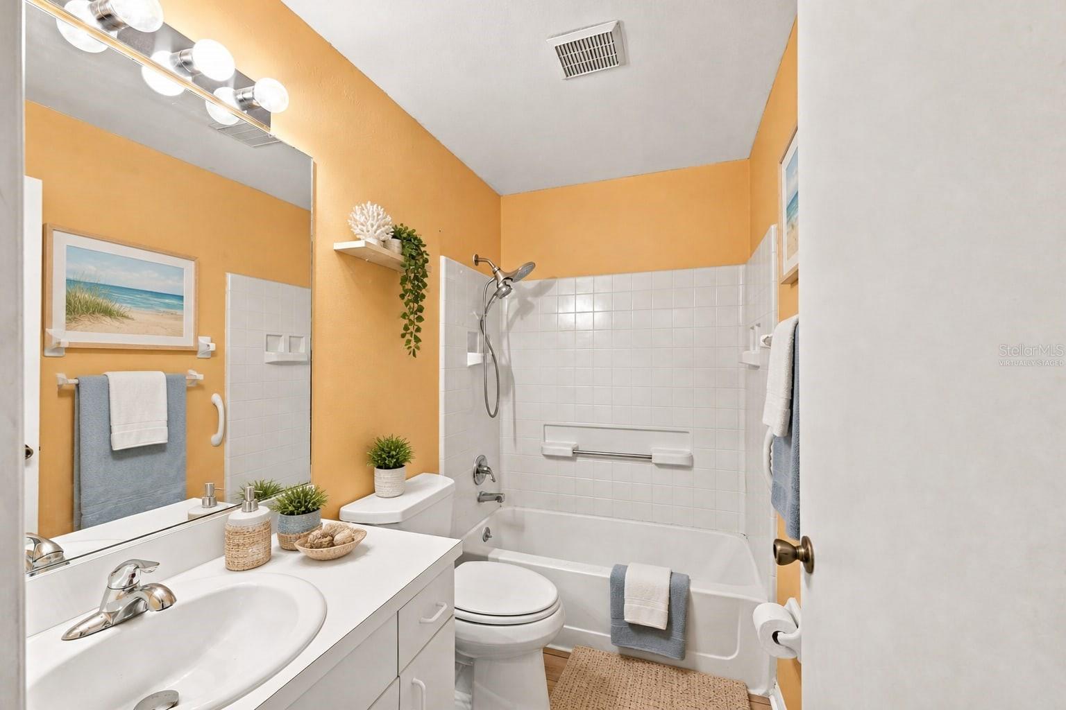2472 NANTUCKET HARBOR LOOP