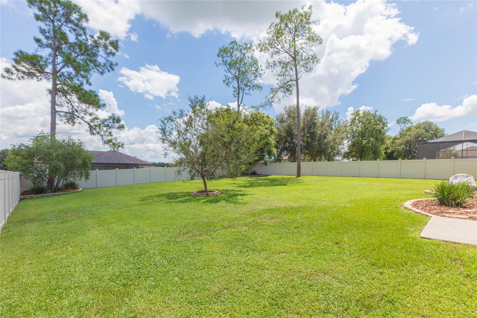 11544 PINE HOLLOW WAY