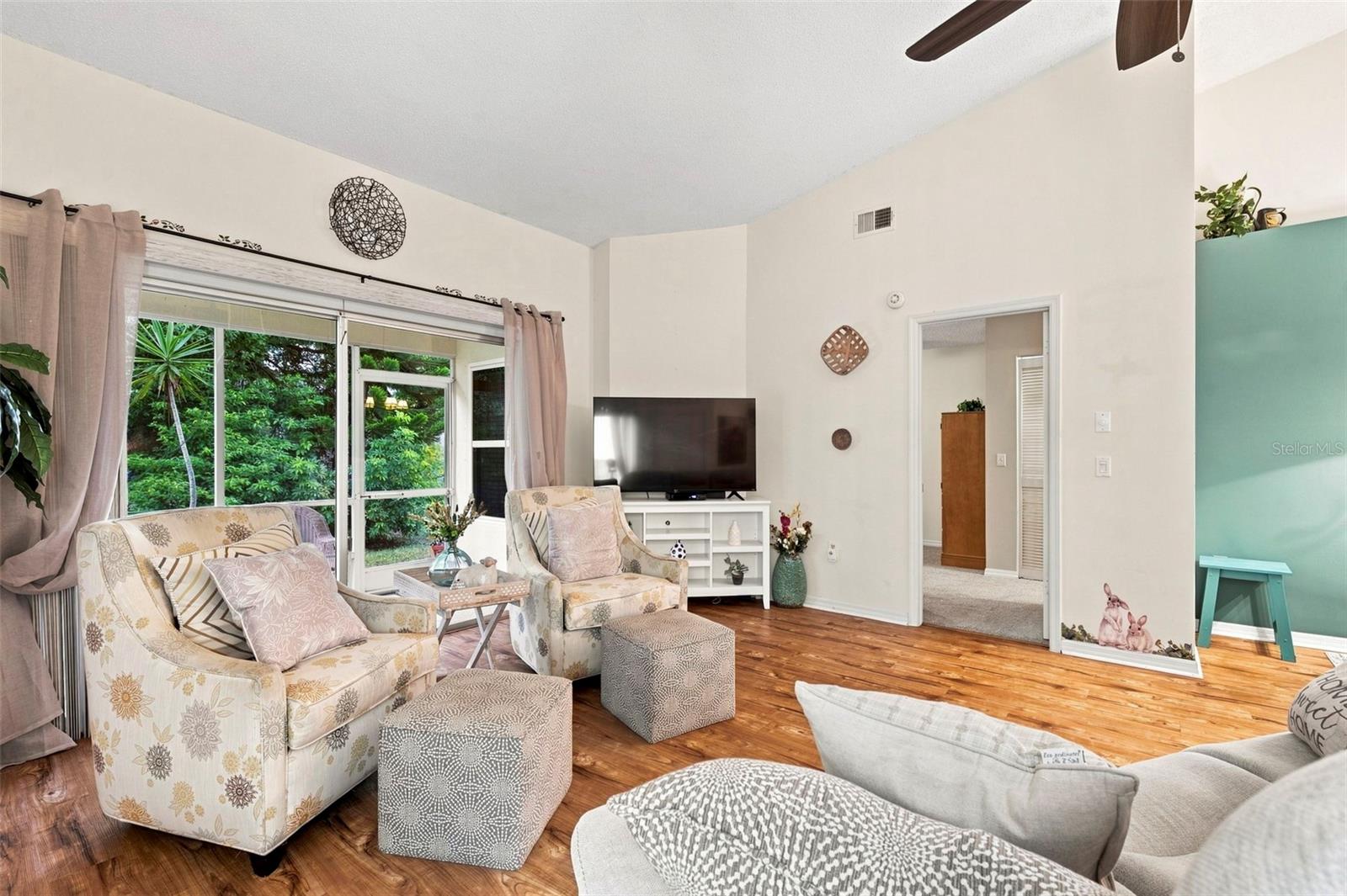 7637 BALHARBOUR DR
