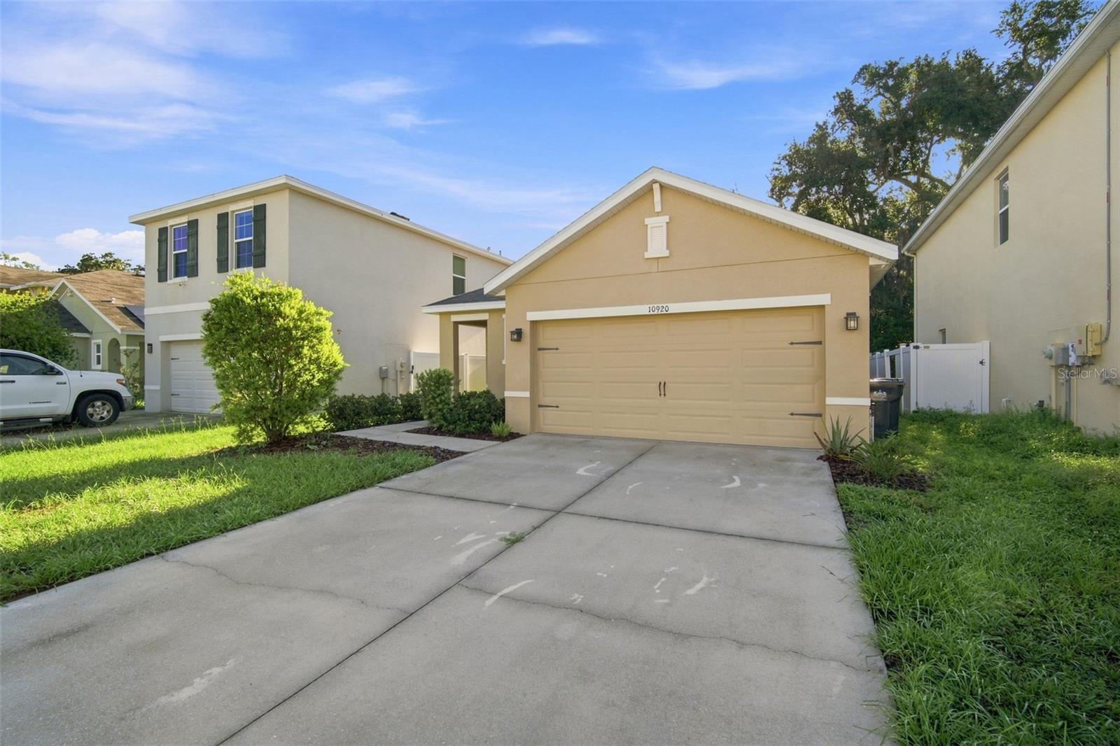 10920 CARLTON FIELDS DR