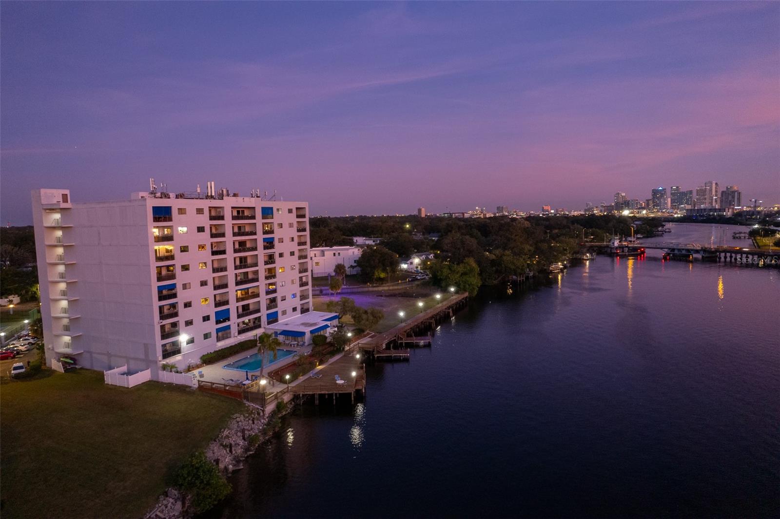2780 N Riverside Dr #805, Tampa