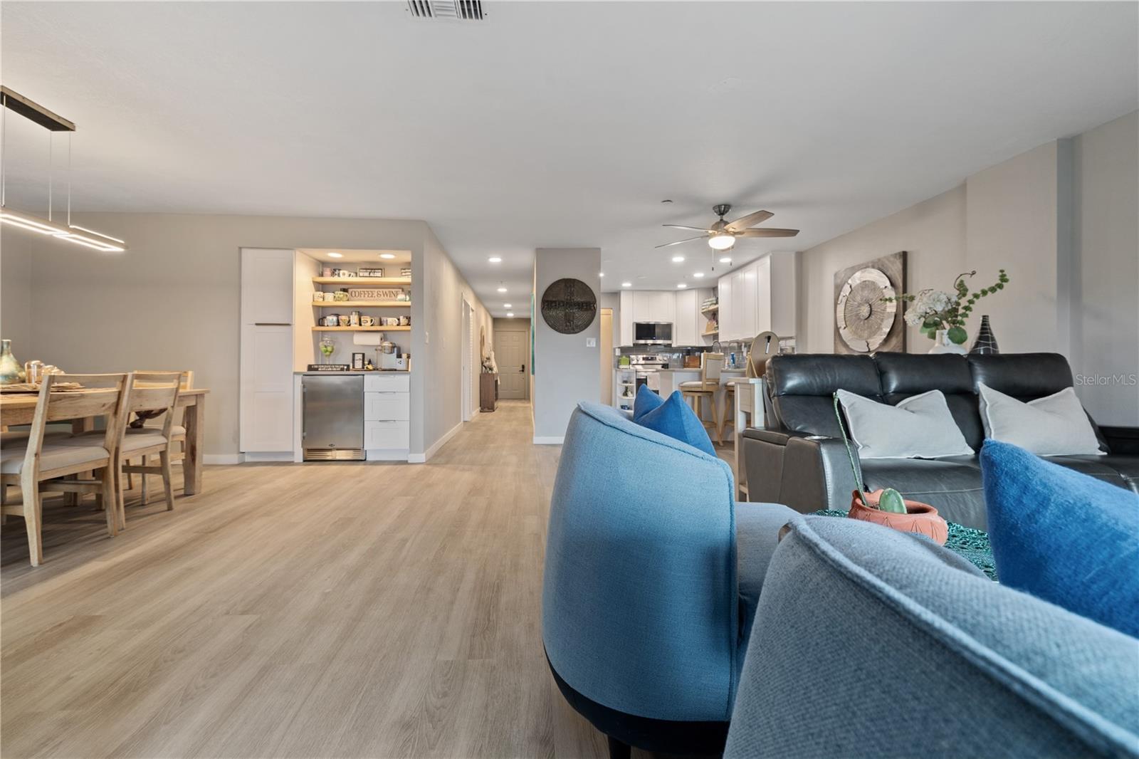 2780 N RIVERSIDE DR #805