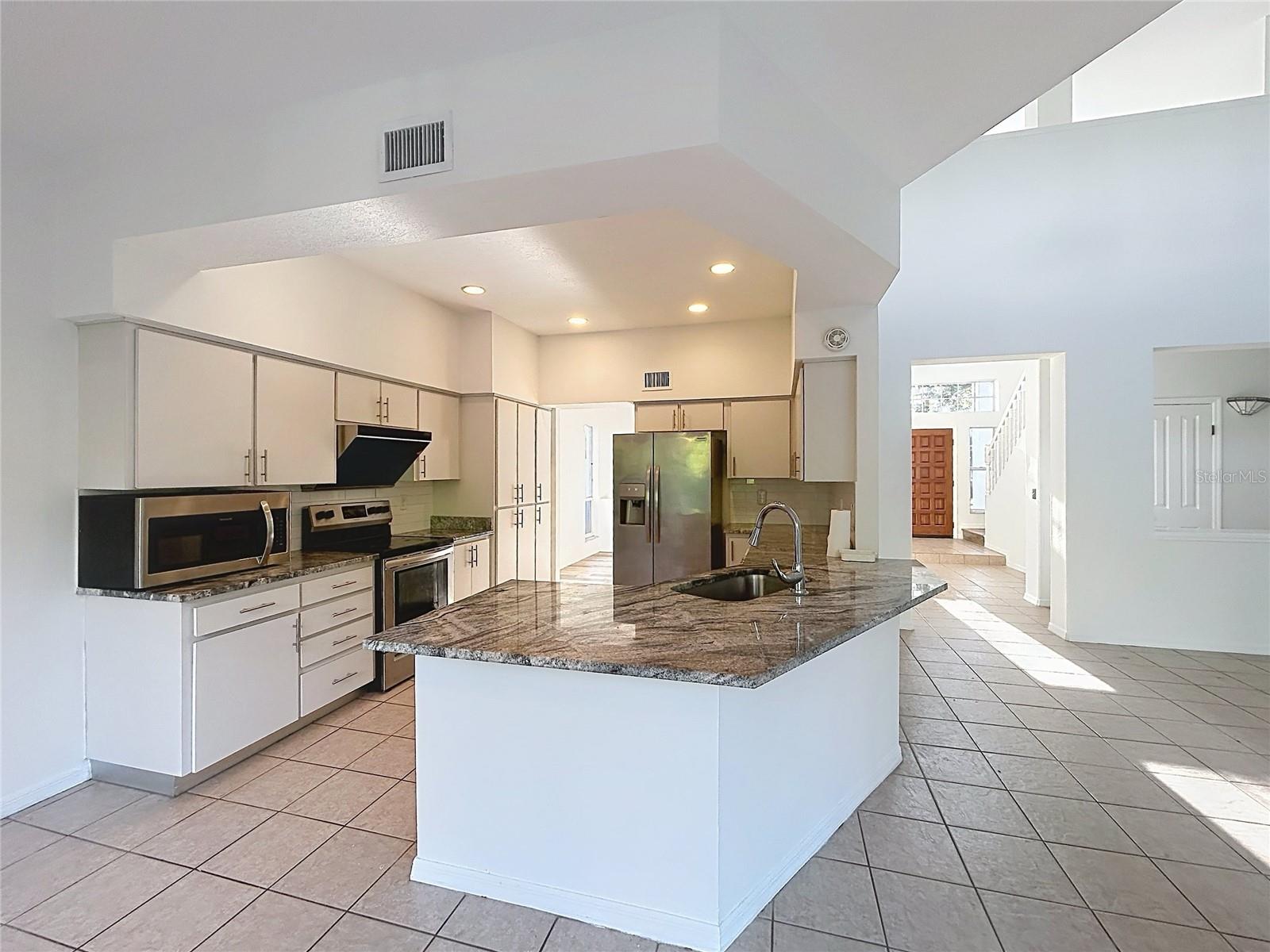 9122 ROCKROSE DR