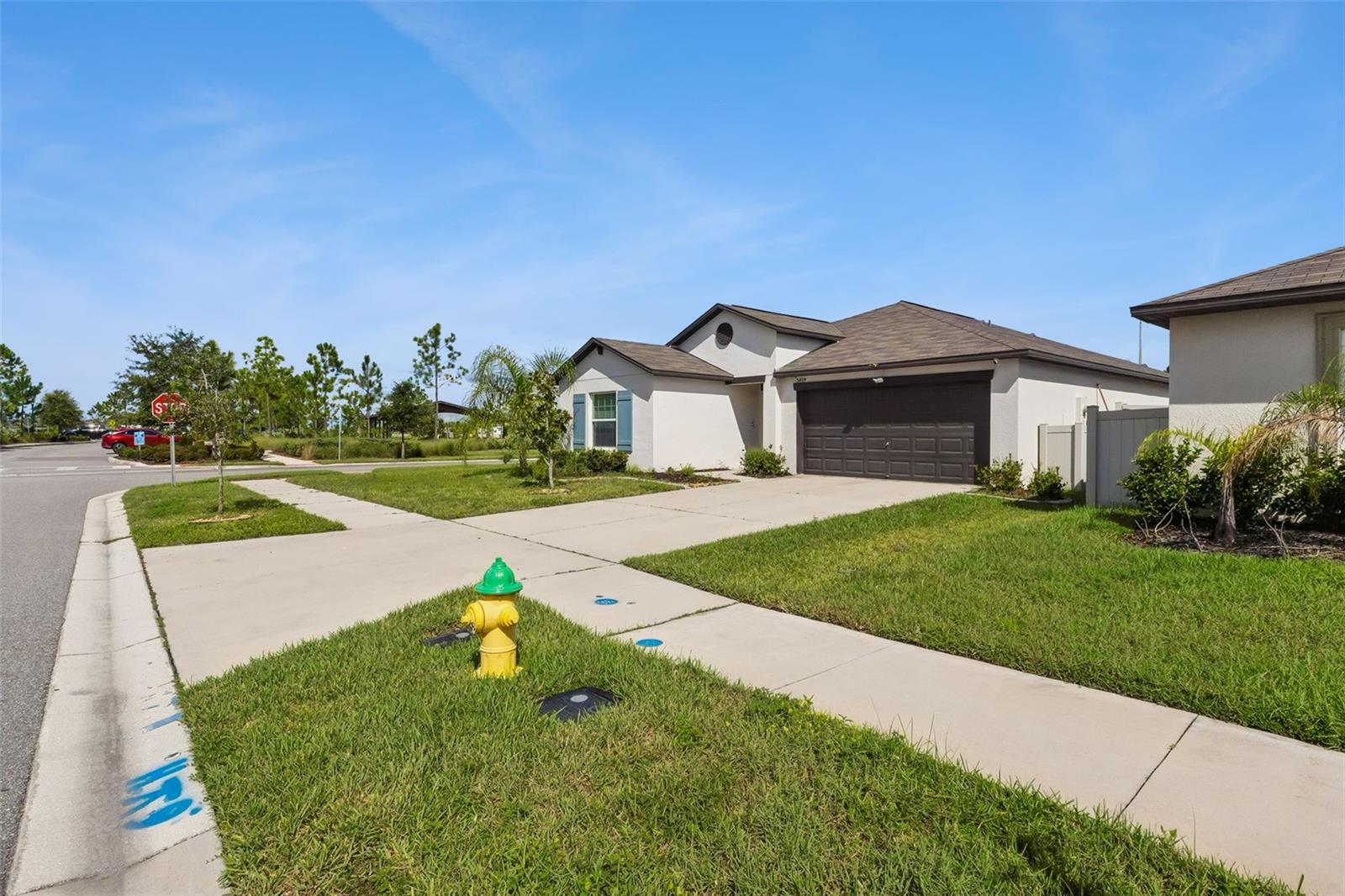 5404 BLUE AZURE DR
