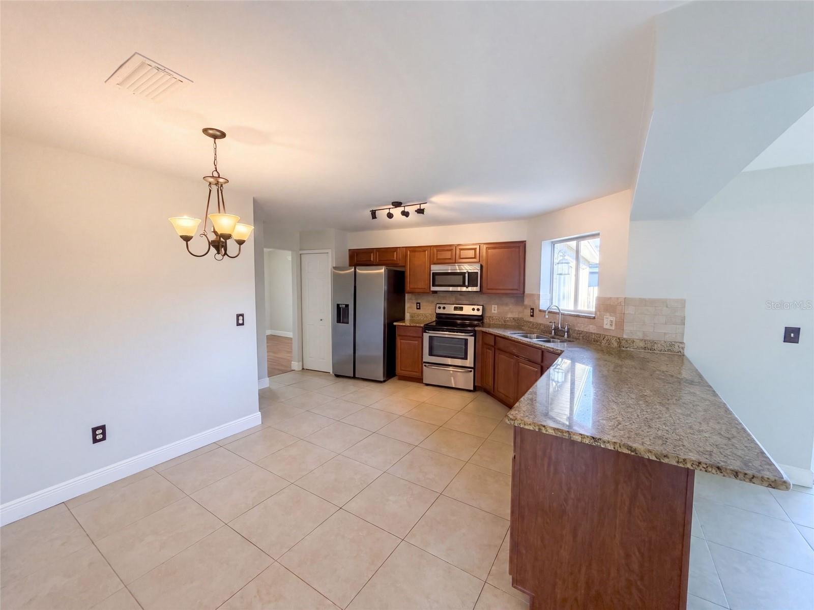 2330 FOGGY RIDGE PKWY