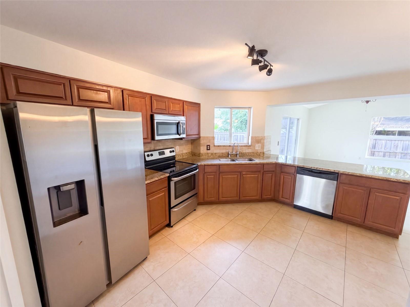 2330 FOGGY RIDGE PKWY