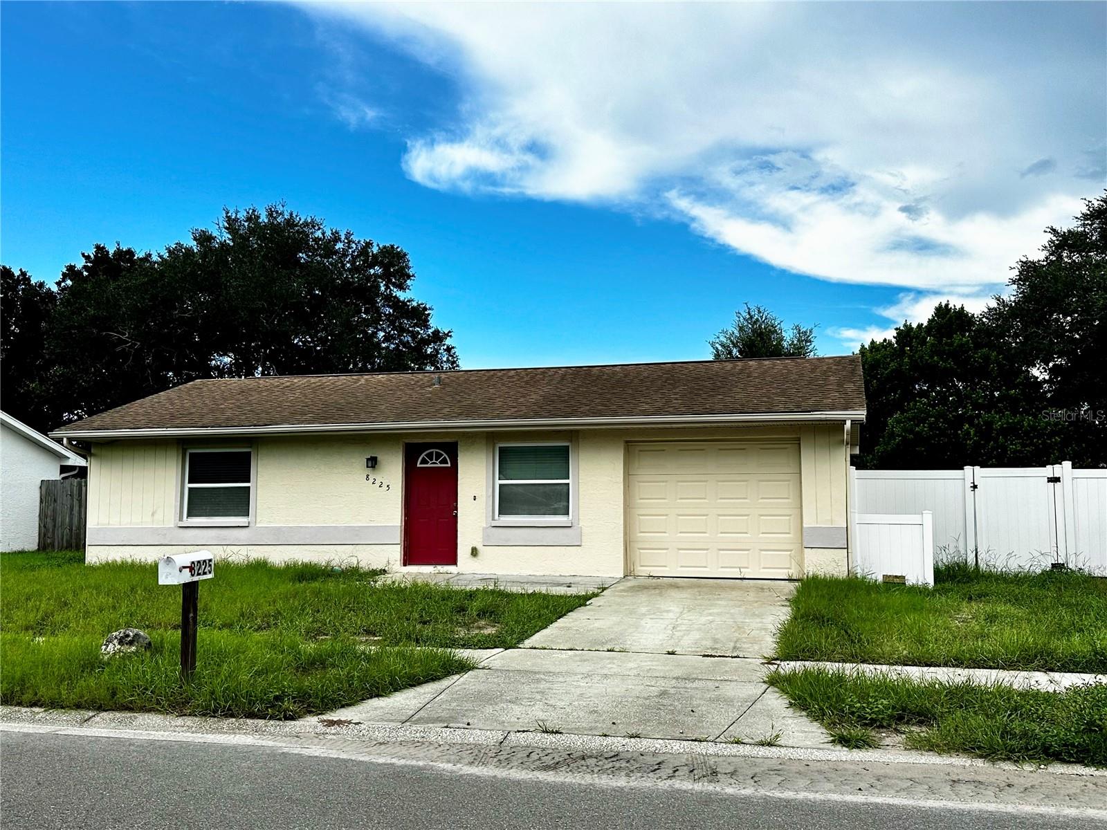 8225 Pin Oak Ave, Port Richey