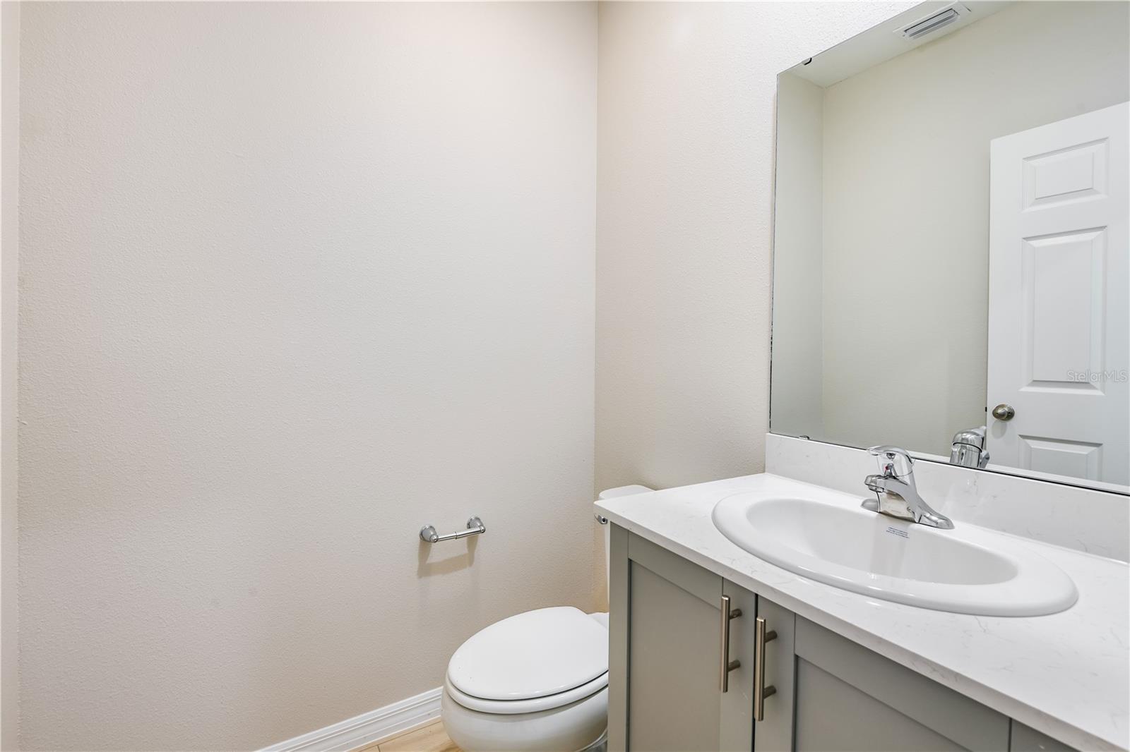 9867 PELICAN COAST DR