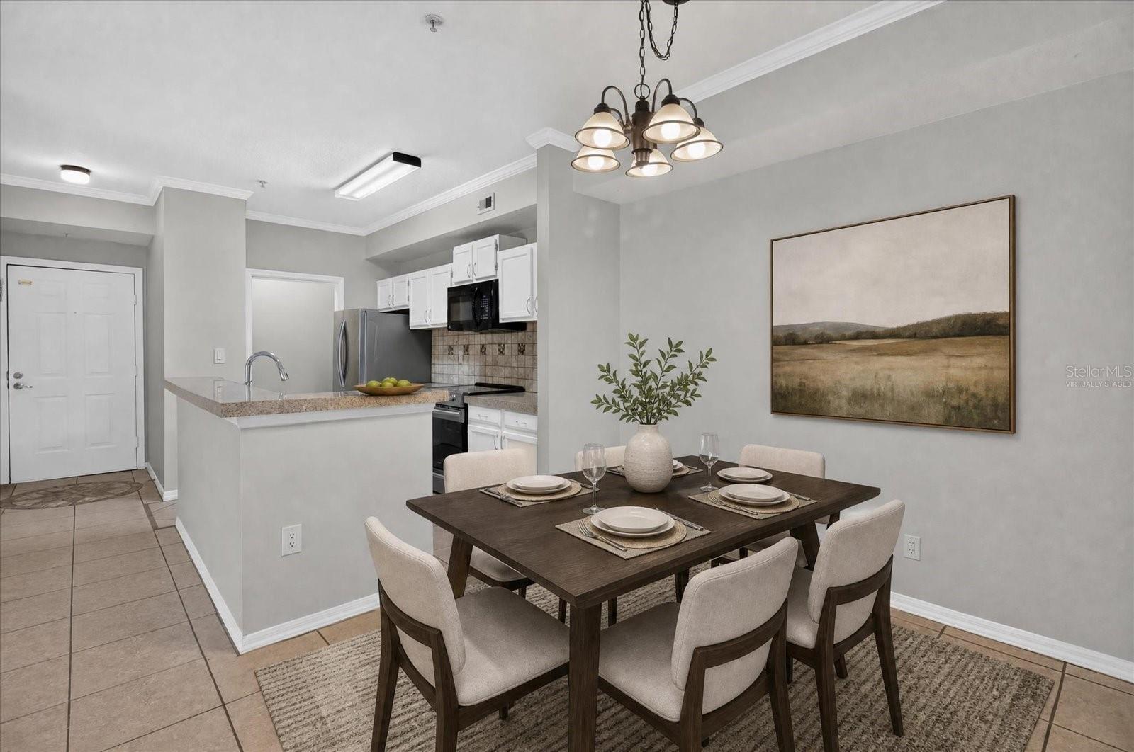 5608 PINNACLE HEIGHTS CIR #305