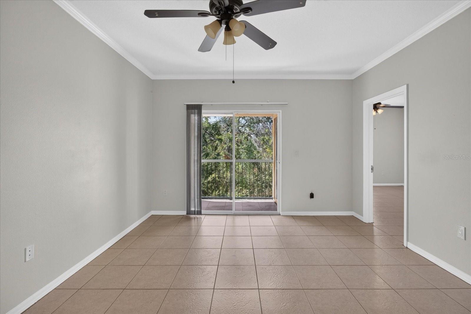 5608 PINNACLE HEIGHTS CIR #305