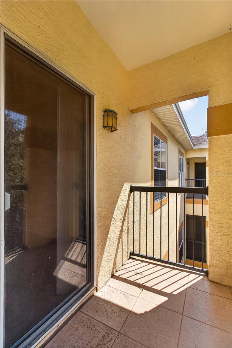 5608 PINNACLE HEIGHTS CIR #305