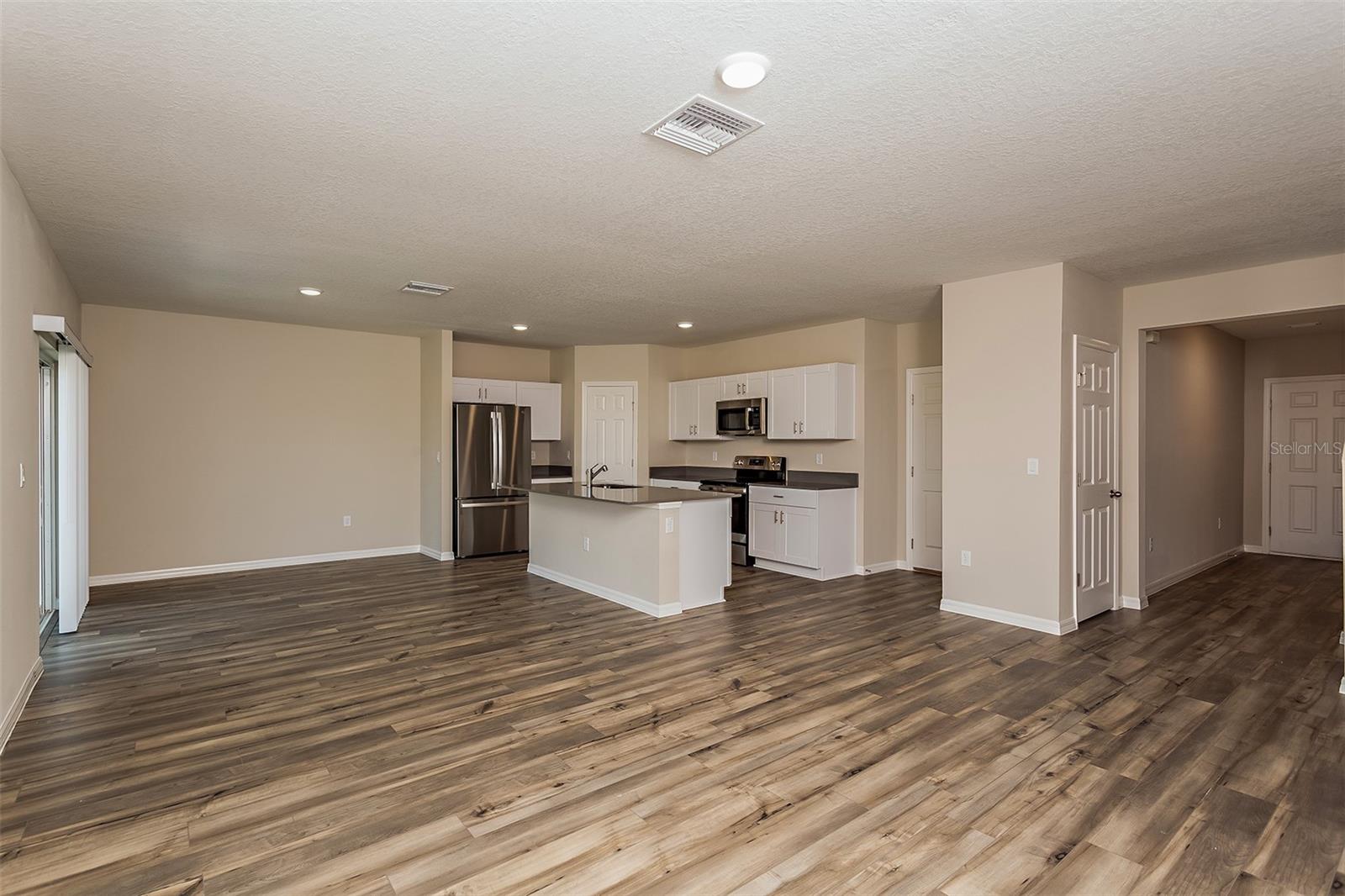 15257 MAUDE LANDING LOOP
