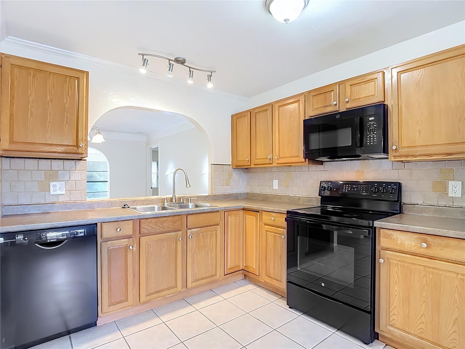 11510 PAMPAS DR