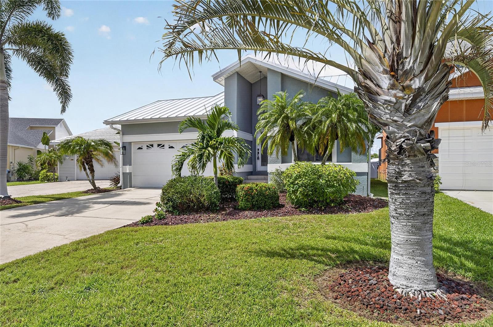 918 SHAGOS DR