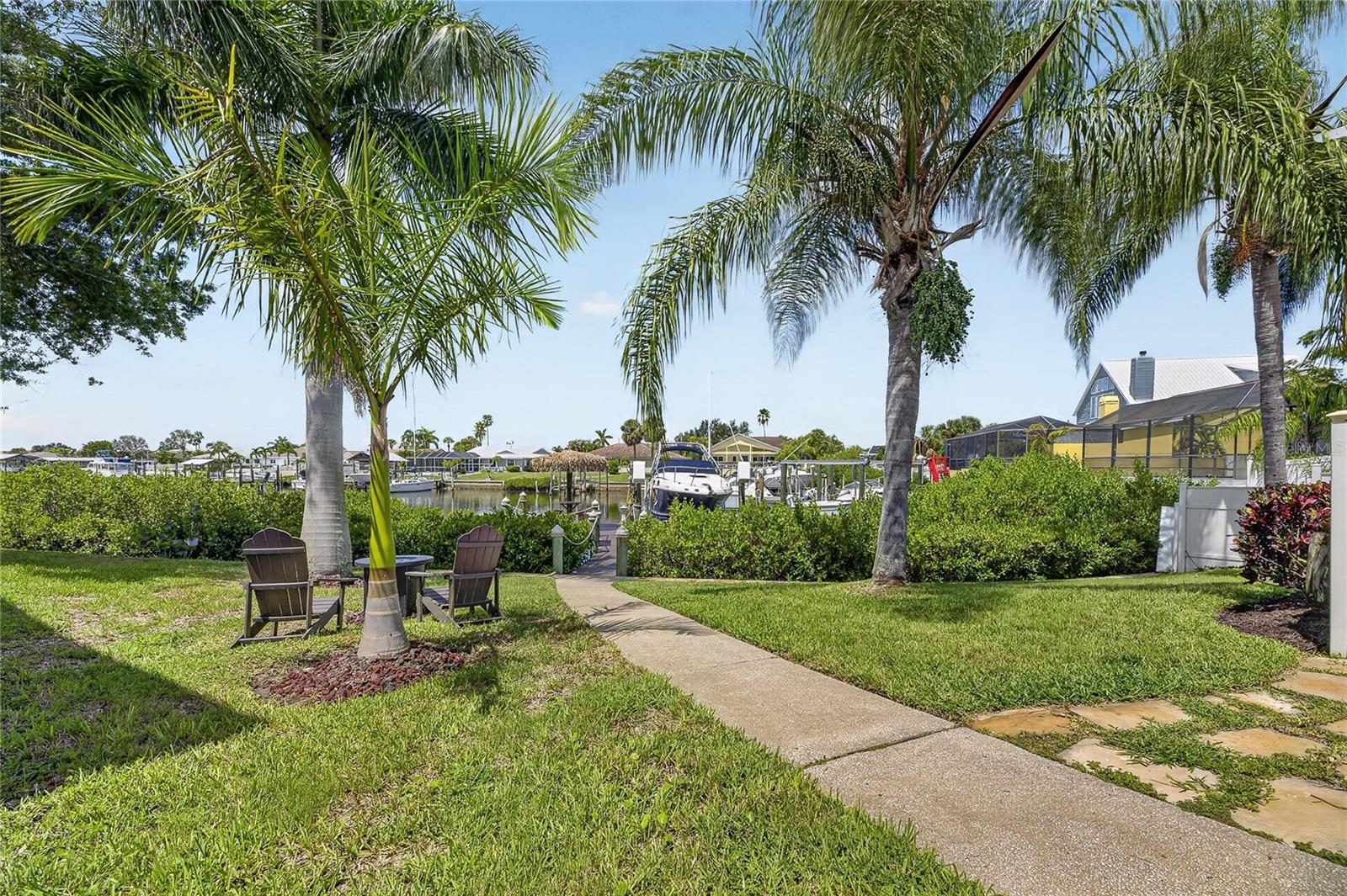 918 SHAGOS DR