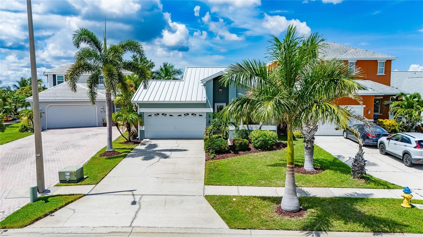 918 SHAGOS DR