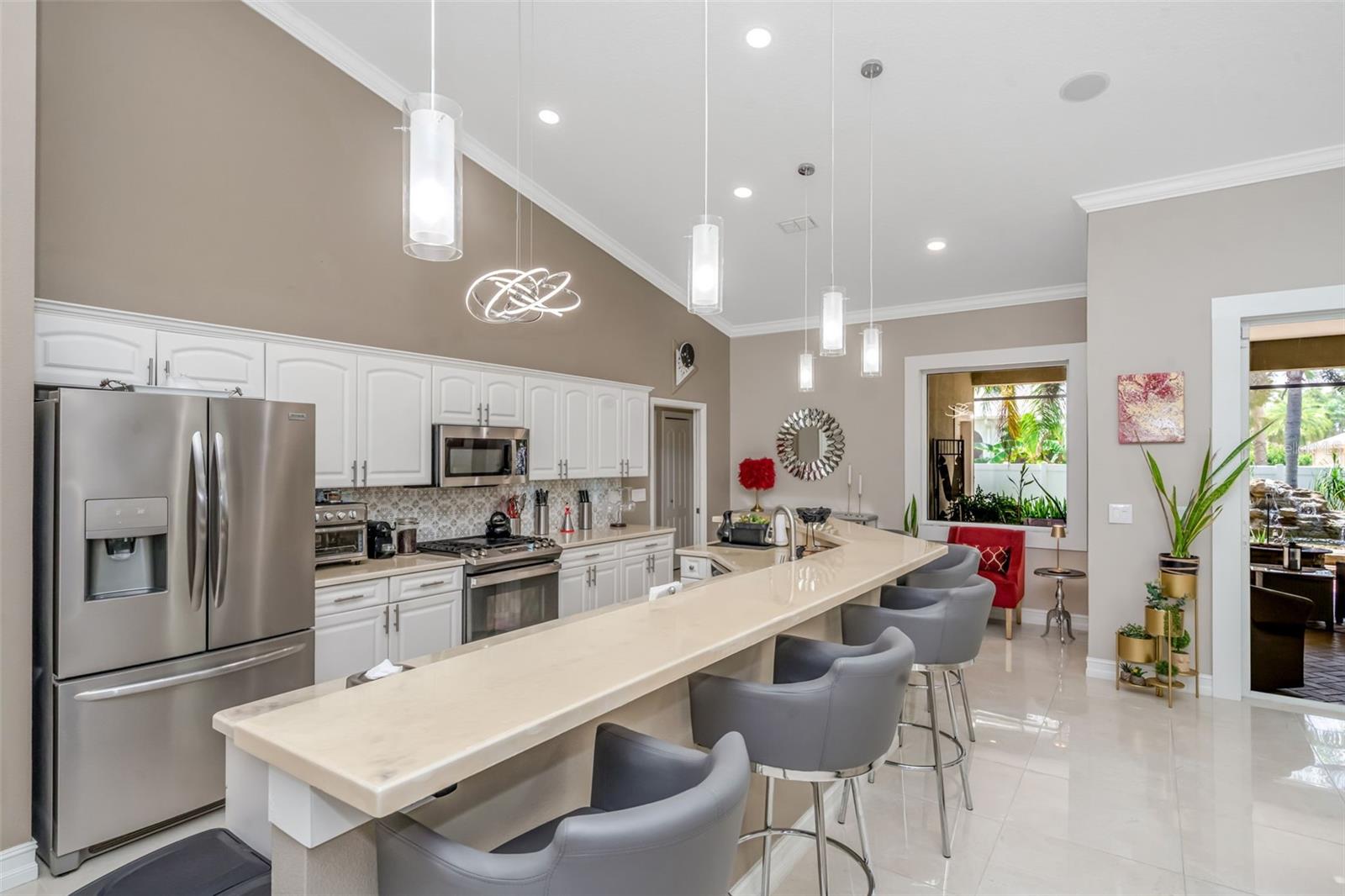 21812 CARSON DR