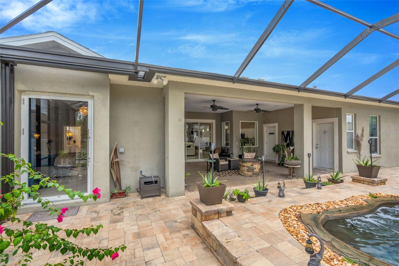 21812 CARSON DR