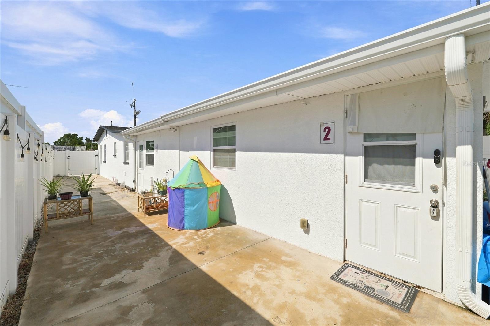 7805 WINSTON LN