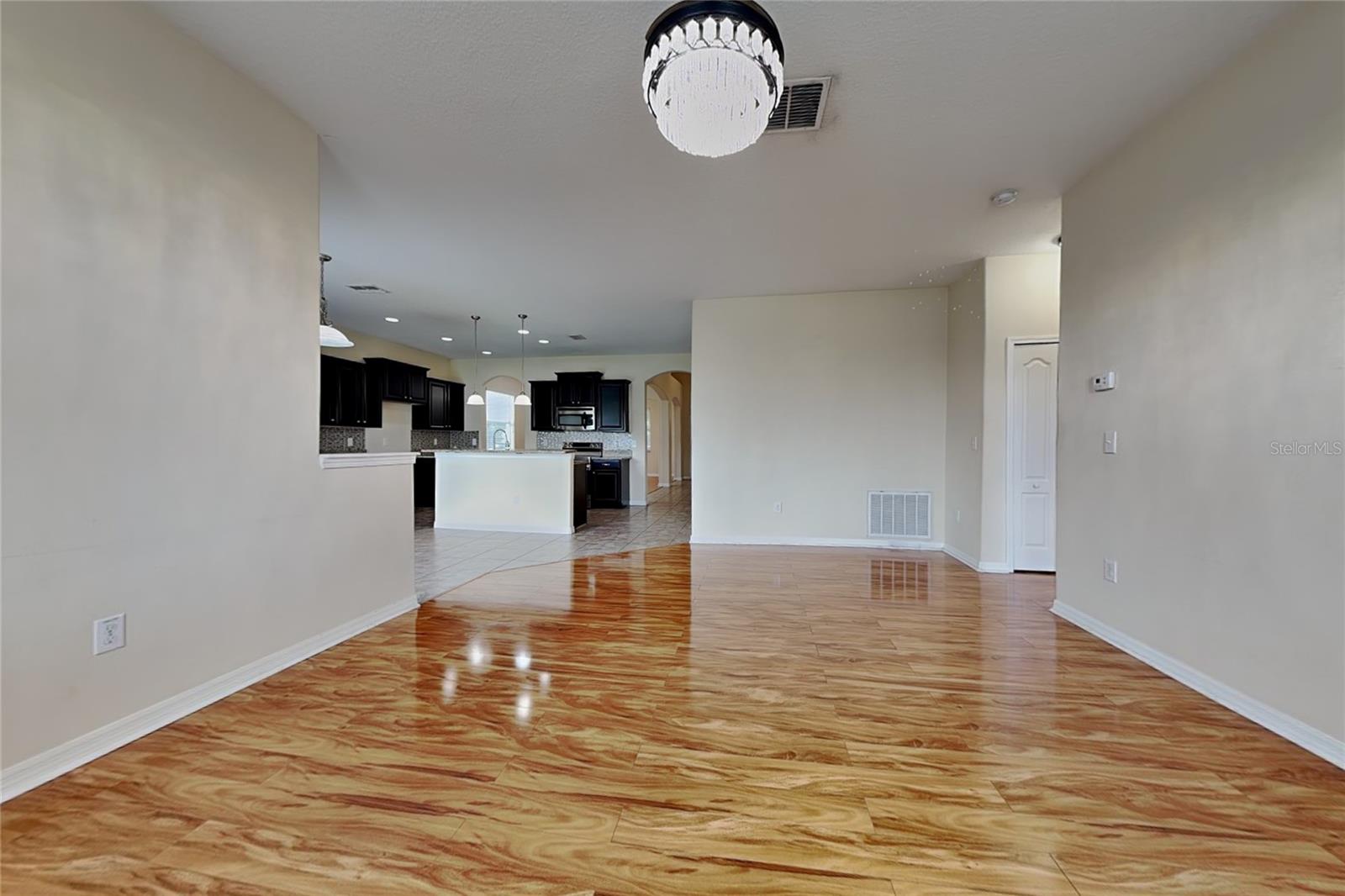 9609 ROYAL FERN CT