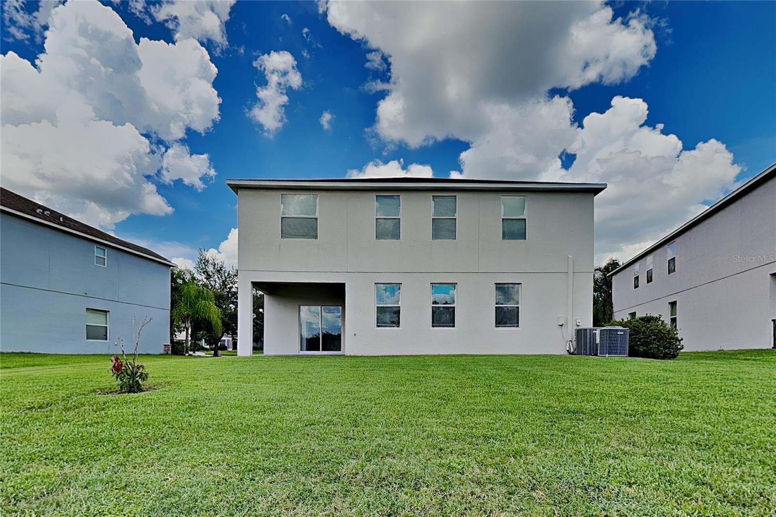 9609 ROYAL FERN CT