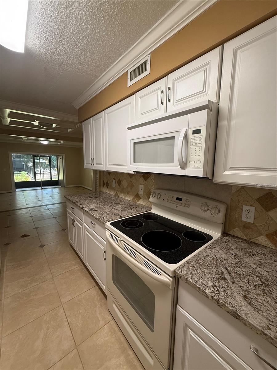 7509 PITCH PINE CIR #121